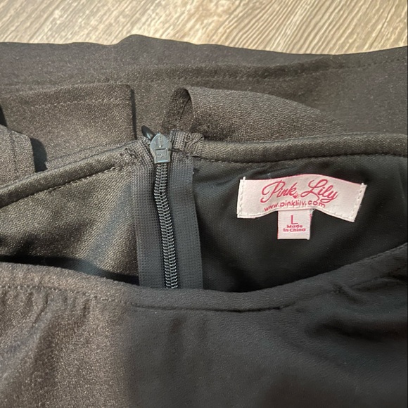 Women’s dresses - Picture 8 of 12